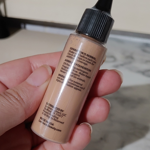 030 Luminess Airbrush Foundation - Picture 7 of 8